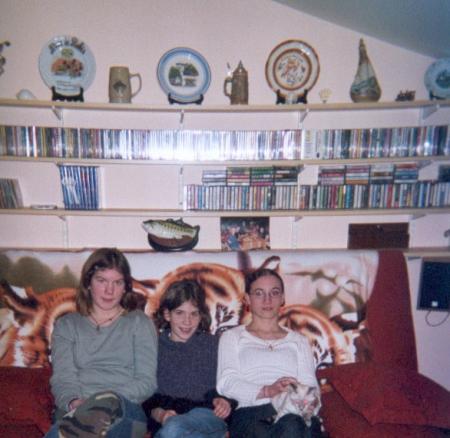 moi amandine(ma petite soeur) jessica (ma grande soeur)